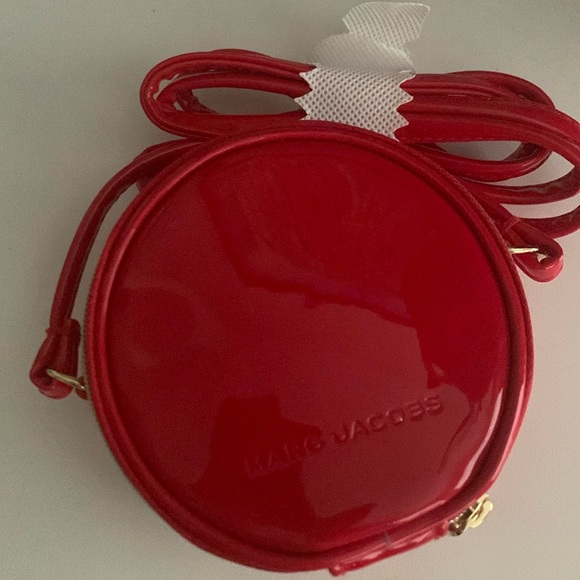 Marc Jacobs Handbags - Marc Jacobs Red Patent Round Crossbody Bag